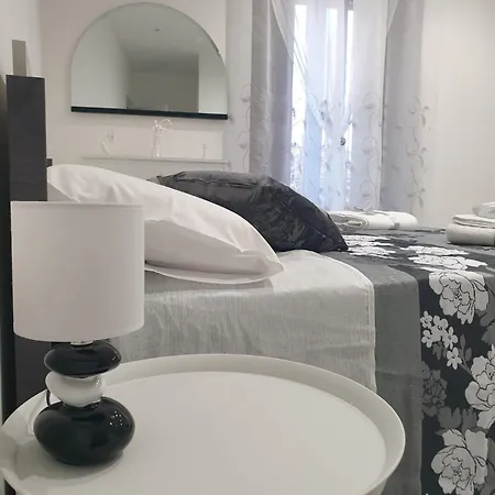 Apartament L'approdo Di Re Ruggero *
